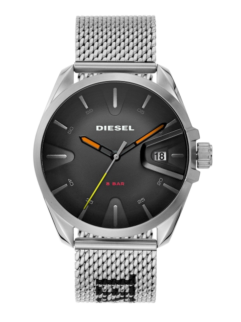 

DIESEL Men Silver-Toned & Black Analogue Watch
