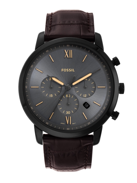 

Fossil Men Grey Leather Analogue Watch FS5579