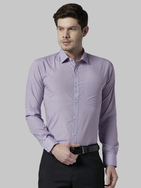

Park Avenue Men Red & Navy Blue Slim Fit Solid Formal Shirt