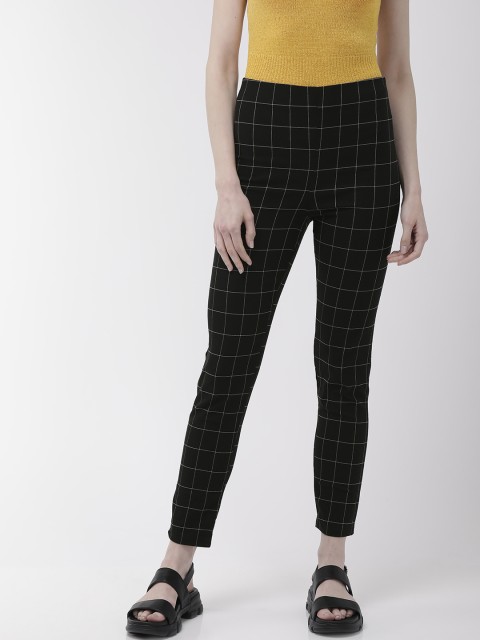 

FOREVER 21 Women Black & White Regular Fit Checked Regular Trousers