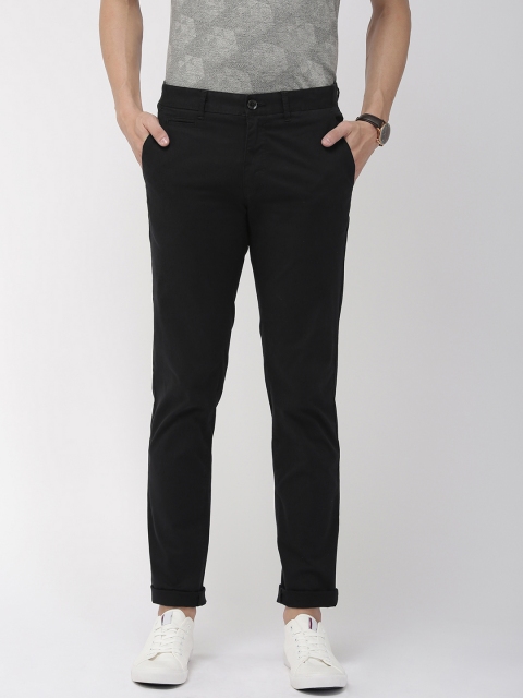 

Park Avenue Men Black Neo-Fit Solid Chinos