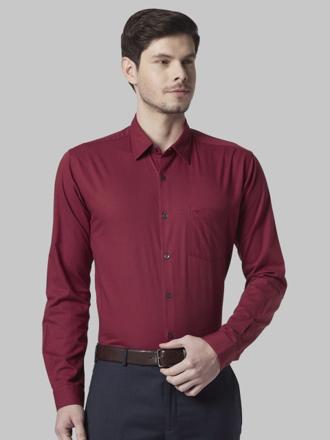 

Park Avenue Men Maroon Slim Fit Solid Formal Shirt