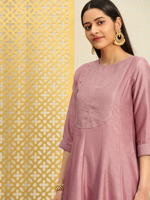

House of Pataudi Women Pink Solid Kurta with Churidar