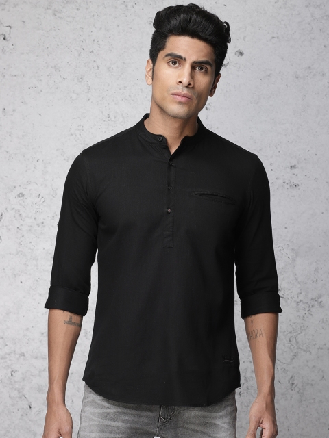 

Ecko Unltd Men Black Slim Fit Solid Casual Shirt