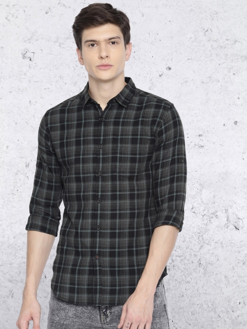 

Ecko Unltd Men Black & Grey Slim Fit Checked Casual Shirt