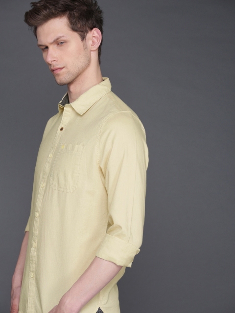 

WROGN Men Beige Slim Fit Solid Casual Shirt
