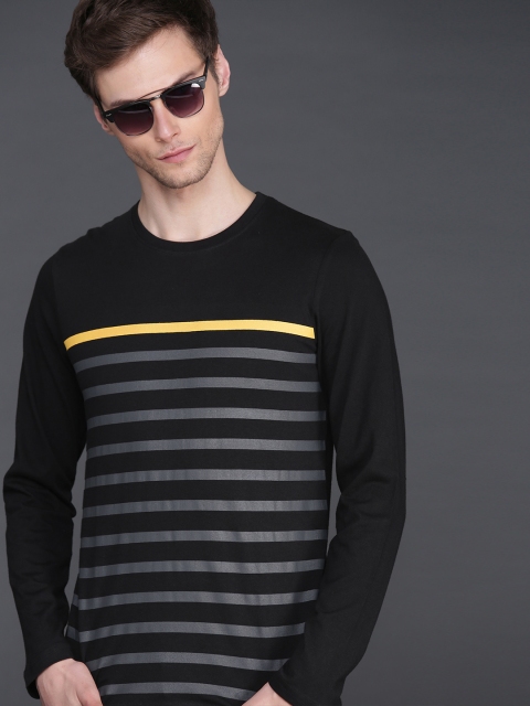 

WROGN Men Black & Grey Striped Round Neck T-shirt