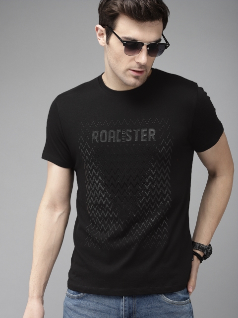 

Roadster Men Black Printed Round Neck T-shirt