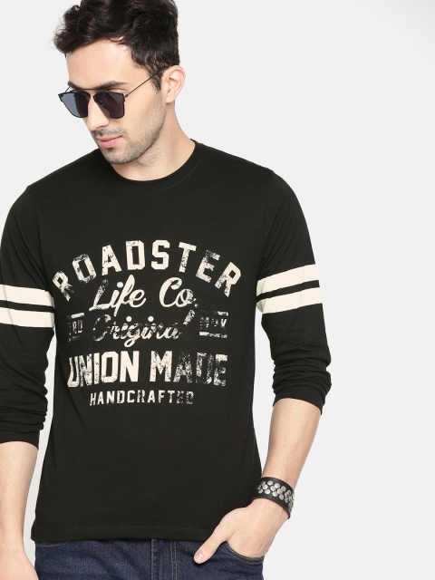 

Roadster Men Black Printed Round Neck T-shirt