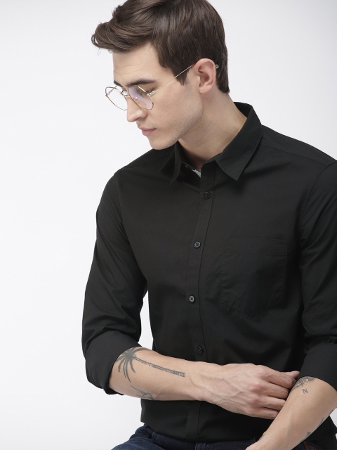 

Harvard Men Black Regular Fit Solid Casual Shirt