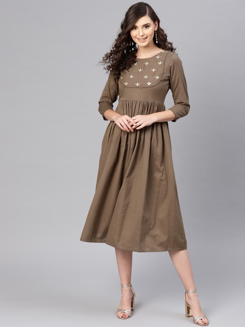 

SASSAFRAS Women Brown Embroidered Detail A-Line Dress