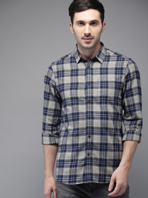 

THE BEAR HOUSE Men Grey & Navy Blue Slim Fit Checked Casual Shirt