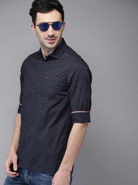 

THE BEAR HOUSE Men Navy Blue & Pink Slim Fit Printed Casual Shirt