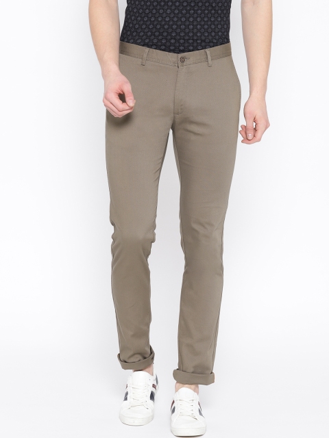 

Blackberrys Men Taupe Sharp Regular Fit Self Design Chinos