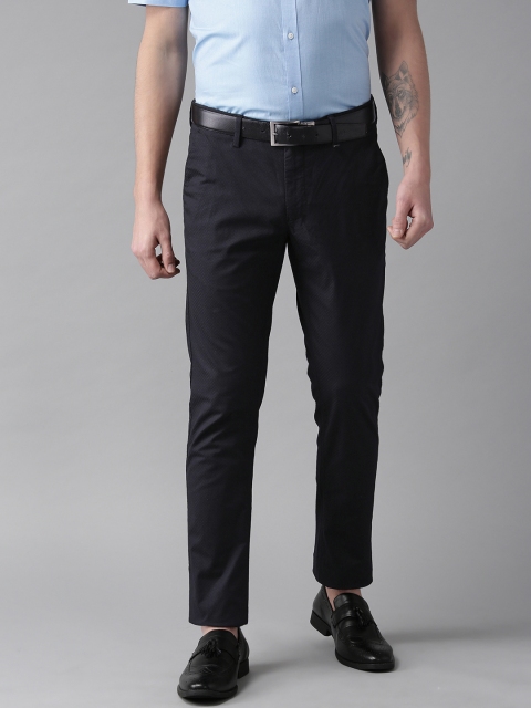 

Blackberrys Men Navy Sharp Fit Self Design Regular Trousers, Navy blue