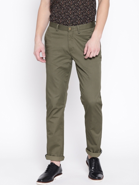 

Blackberrys Men Olive Green Sharp Regular Fit Printed Trousers