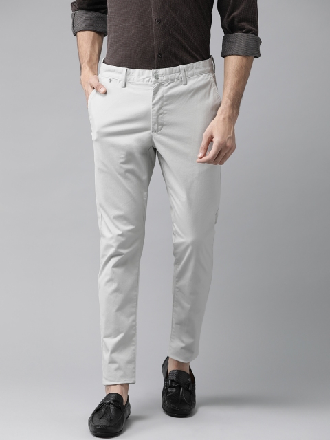 

Blackberrys Men Off-White Sharp Regular Fit Solid Regular Trousers