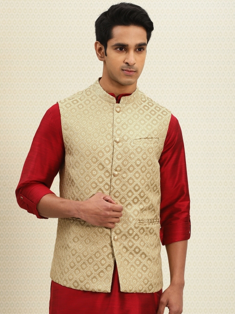 

House of Pataudi Men Beige Embroidered Nehru Jacket