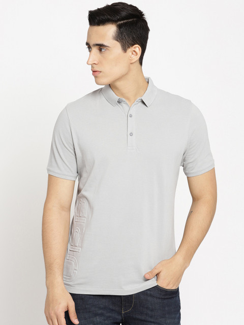 

Blackberrys Men Grey Solid Polo Collar T-shirt