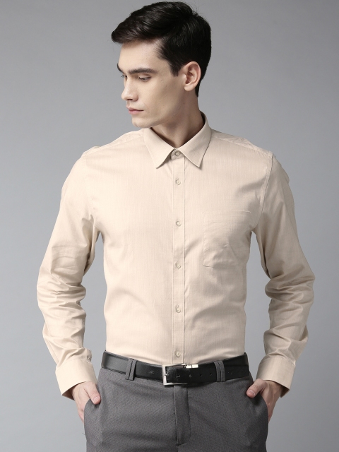 

Blackberrys Men Beige Slim Fit Solid Formal Shirt