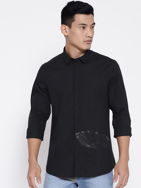 

Blackberrys Men Black Slim Fit Knitted Solid Casual Shirt