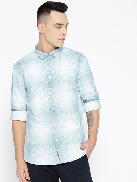 

Blackberrys Men Blue & Off-White Slim Fit Checked Casual Shirt