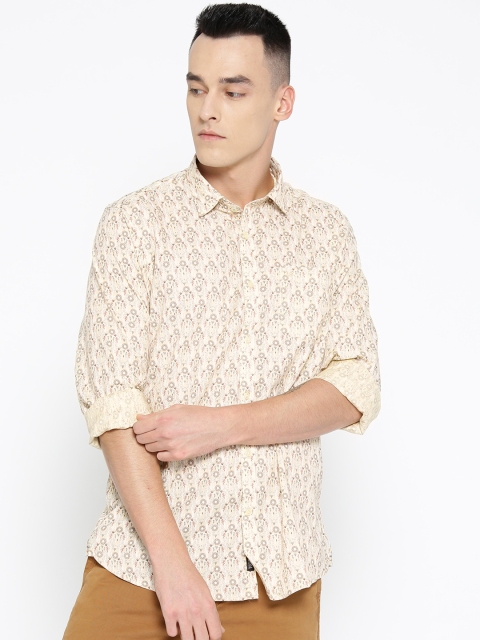 

Blackberrys Men Beige & Red Slim Fit Printed Casual Shirt