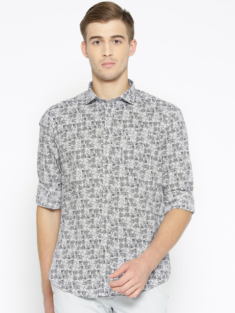 

Blackberrys Men Black & Off-White Slim Fit Printed Casual Shirt