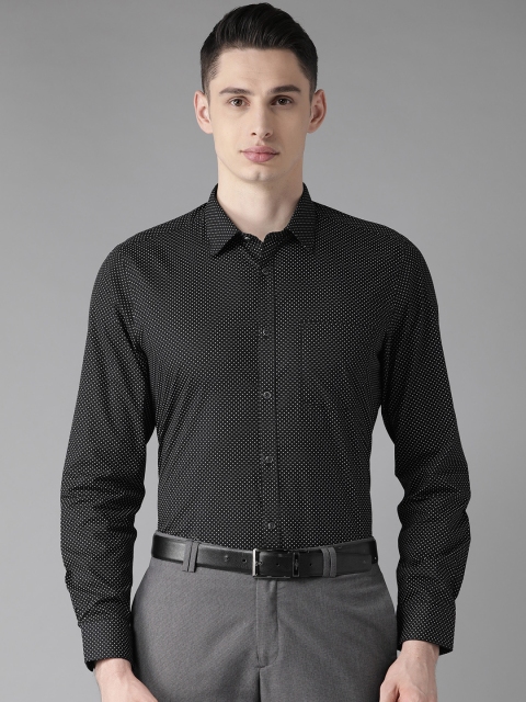 

Blackberrys Men Black & White Slim Fit Printed Formal Shirt