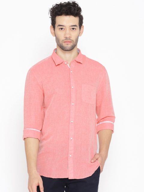 

Blackberrys Men Coral Pink Slim Fit Solid Casual Shirt