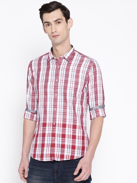 

Blackberrys Men Red & White Slim Fit Checked Casual Shirt