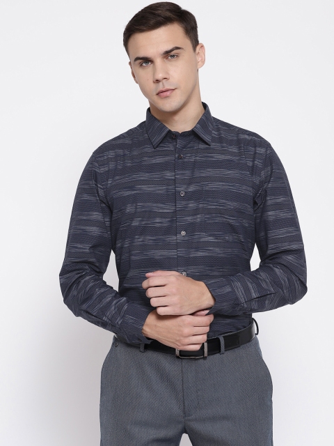 

Blackberrys Men Navy Blue & Grey Slim Fit Striped Formal Shirt