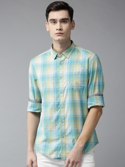 

Blackberrys Men Blue & Green Slim Fit Checked Casual Shirt