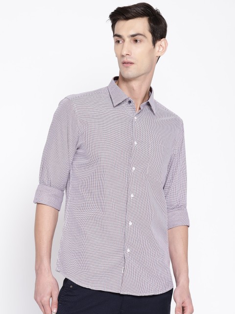 

Blackberrys Men Red & Navy Blue Slim Fit Self Design Casual Shirt