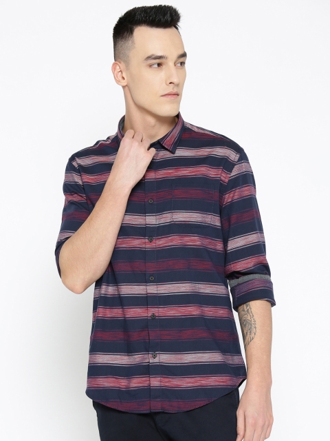 

Blackberrys Men Navy Blue & Red Slim Fit Striped Casual Shirt