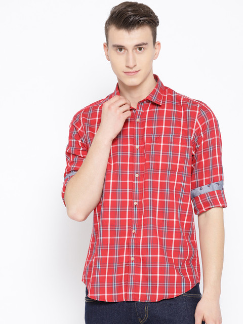 

Blackberrys Men Red & Off-White Slim Fit Checked Casual Shirt