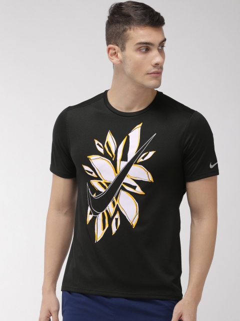 

Nike Men Black Printed Round Neck FIESTA FLORAL Running T-shirt