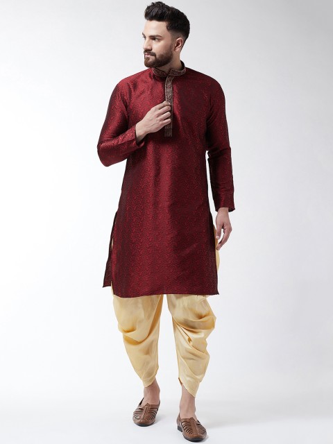 

SOJANYA Men Maroon & Gold-Coloured Self Design Kurta with Dhoti Pants