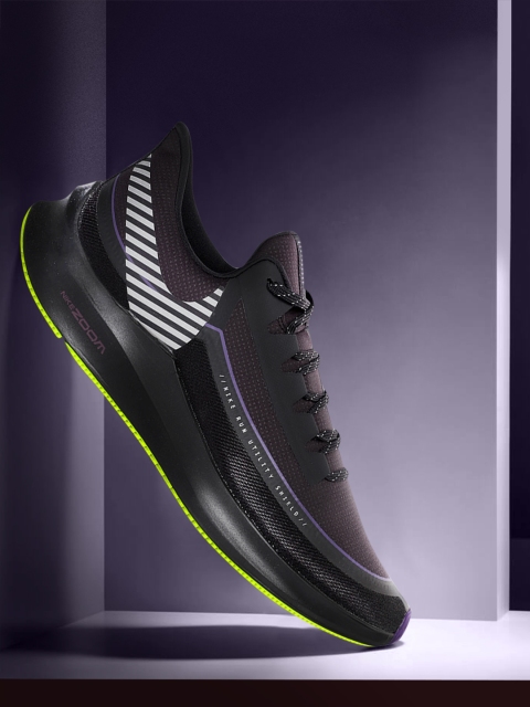 

Nike Men Black ZOOM WINFLO 6 SHIELD Running Shoes