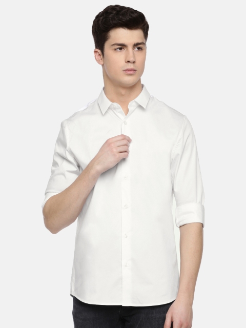 

Calvin Klein Jeans Men White Slim Fit Solid Casual Shirt
