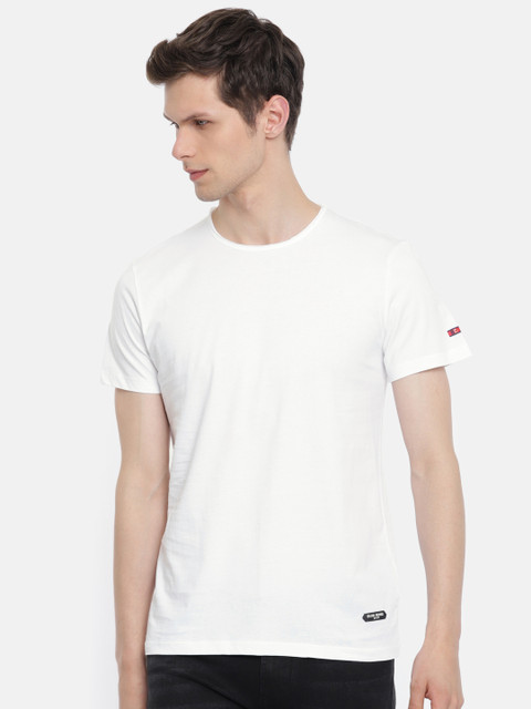

Being Human Clothing Men White Solid Round Neck T-shirt