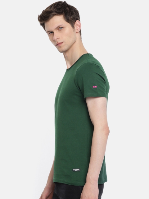 

Being Human Clothing Men Green Solid Round Neck T-shirt