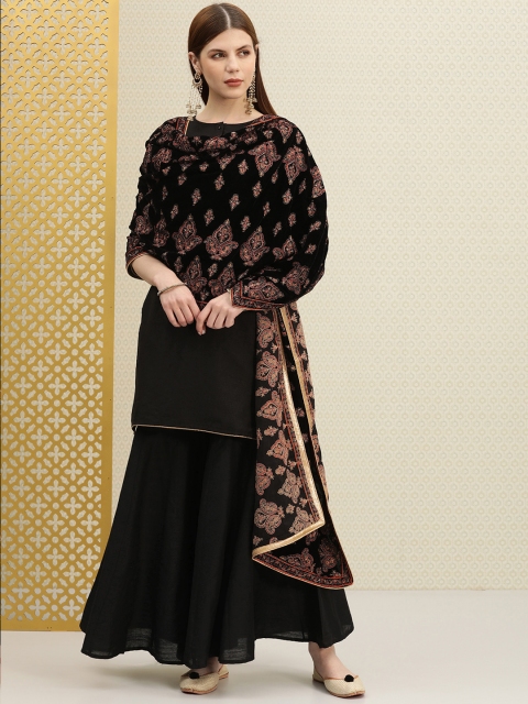 

House of Pataudi Women Black Solid Kurta with Palazzos & Embroidered Velvet Dupatta