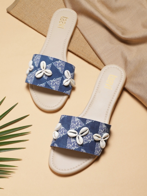 

Taavi Women Navy Blue & Off-White Indigo Print Open Toe Sustainable Flats with Sea Shell Details
