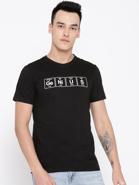 

PRINTOCTOPUS Men Black & White Printed Round Neck T-shirt