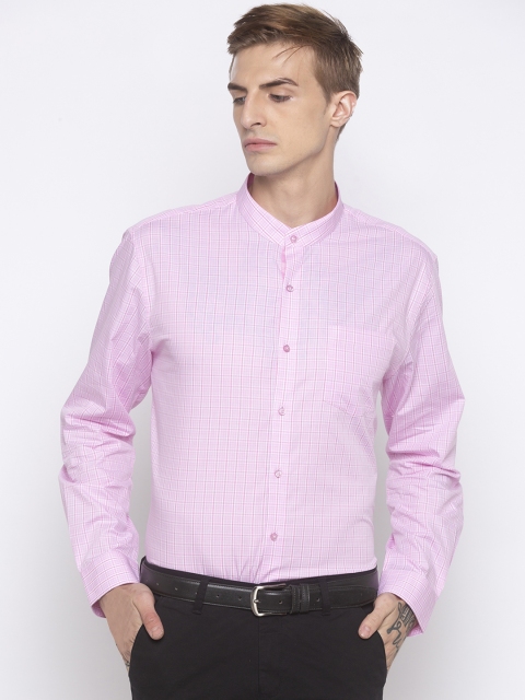 

Globus Men Pink Slim Fit Checked Casual Shirt