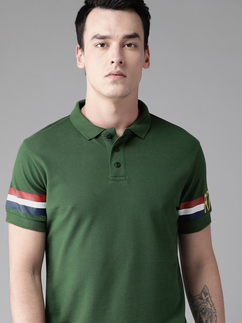 

Roadster Men Green Solid Polo Collar T-shirt