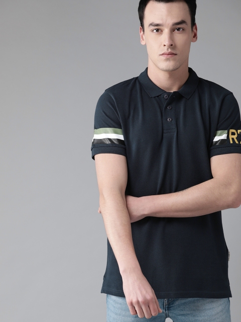 

Roadster Men Navy Blue Solid Polo Collar T-shirt