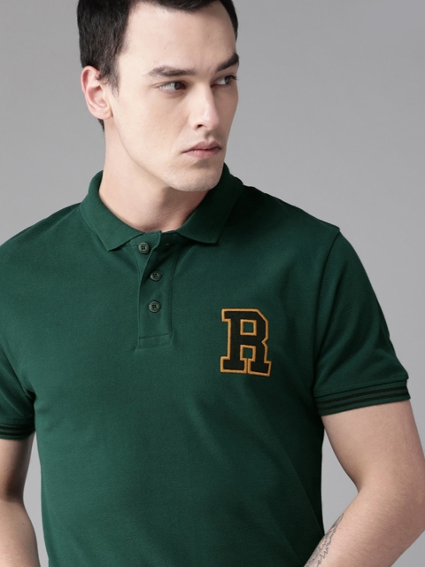 

The Roadster Lifestyle Co Men Green Solid Polo Collar T-shirt