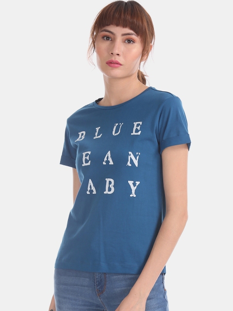 

Flying Machine Women Blue & White Printed Round Neck T-shirt